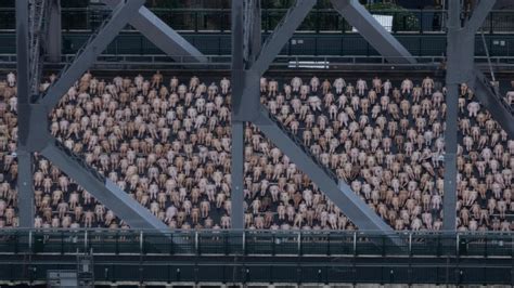 family nude portraits|Spencer Tunick